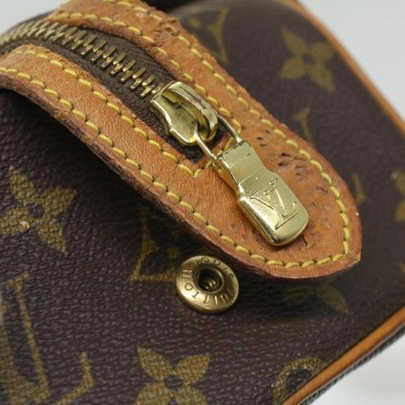 LOUIS VUITTON Monogram Trousse Patte Pression Cosmetic Pouch - Picture 10 of 15